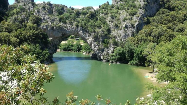 Les Locs Du Grazel Villa Ruoms Exterior photo
