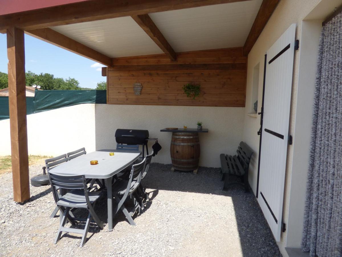 Les Locs Du Grazel Villa Ruoms Exterior photo